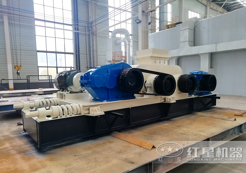小型液壓對(duì)輥破碎機(jī)常用型號(hào)及價(jià)格，提供現(xiàn)場(chǎng)視頻